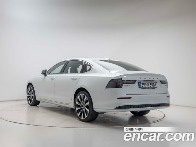 Volvo S90 B5 Ultra Bright Air sus — пробег 1 337 км — фото 4 из 5