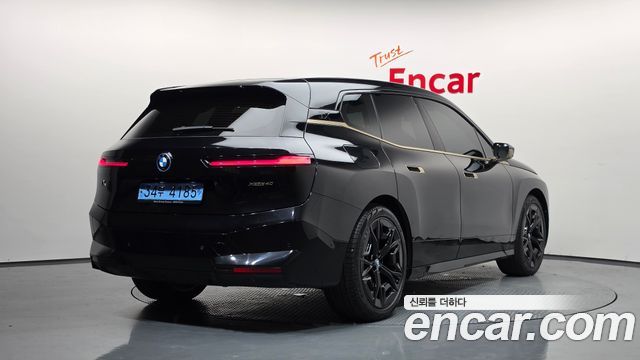 BMW iX из Кореи Encar