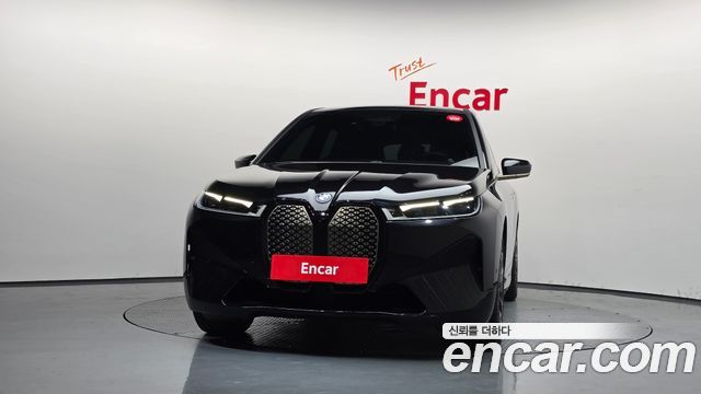 BMW iX из Кореи Encar