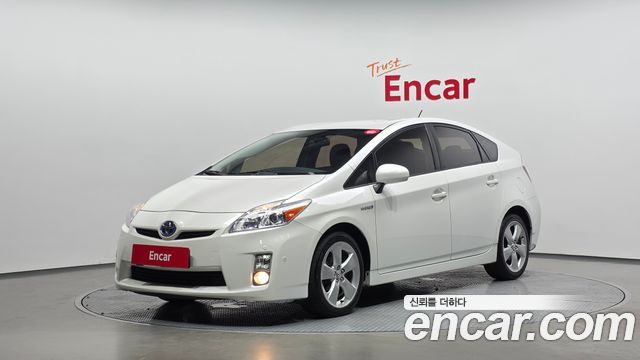 Toyota Prius из Кореи Encar