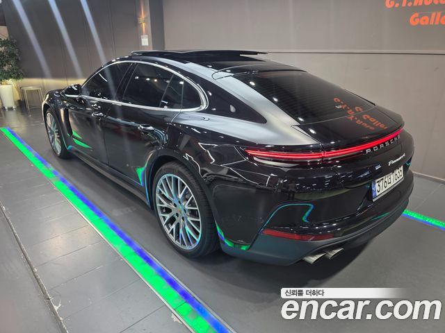 Porsche Panamera 2.9 AWD — пробег 3 853 км — фото 2 из 5