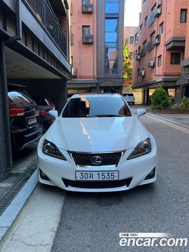 Lexus IS Premium XE20 — пробег 151 360 км — фото 1 из 5