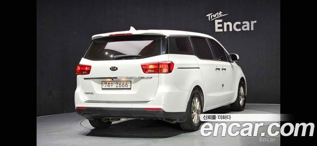 Kia Carnival из Кореи Encar