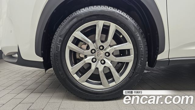 Lexus NX Supreme — пробег 97 327 км — фото 5 из 5