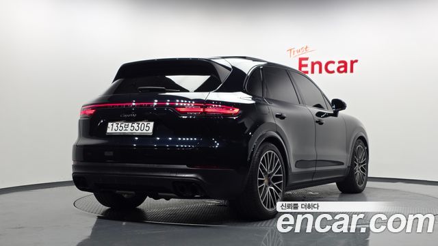 Porsche Cayenne 3.0 — пробег 61 238 км — фото 2 из 5