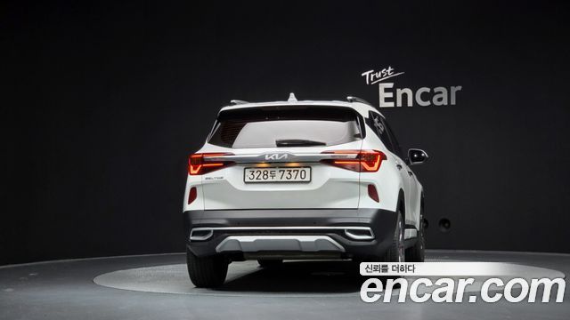 Kia Seltos из Кореи Encar