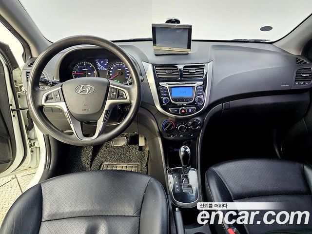 Hyundai Accent Diesel 1.6 VGT Premier — пробег 217 192 км — фото 5 из 5