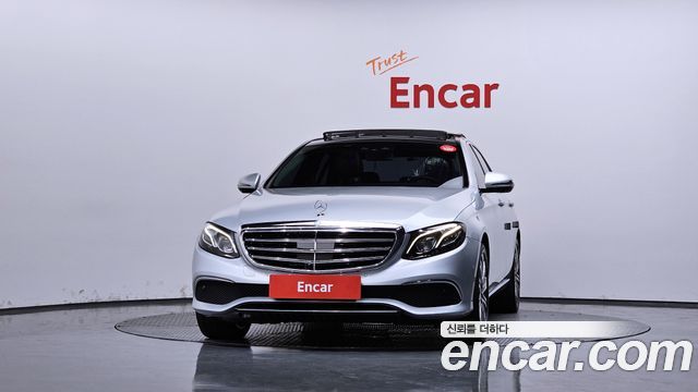Mercedes-Benz E-Class из Кореи Encar