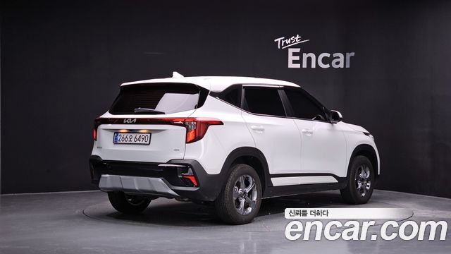 Kia Seltos из Кореи Encar