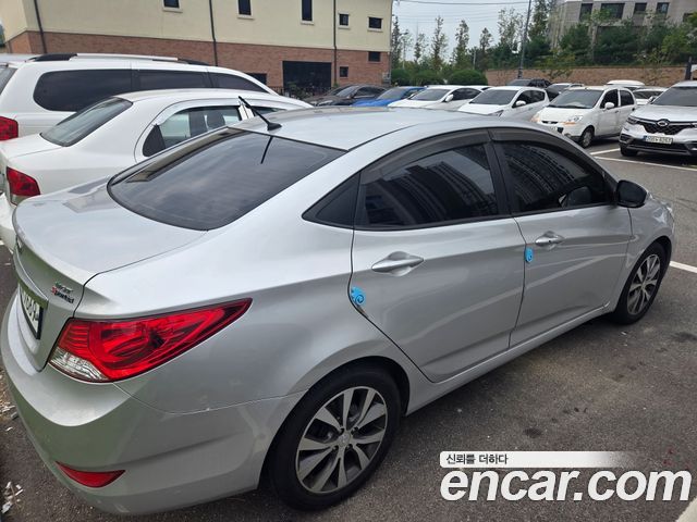 Hyundai Accent Diesel 1.6 VGT Premium — пробег 153 500 км — фото 4 из 5