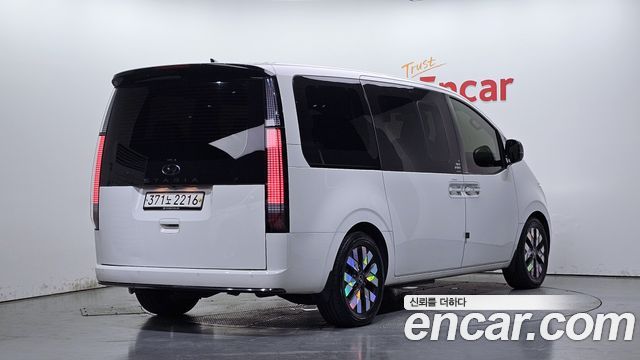 Hyundai Staria из Кореи Encar