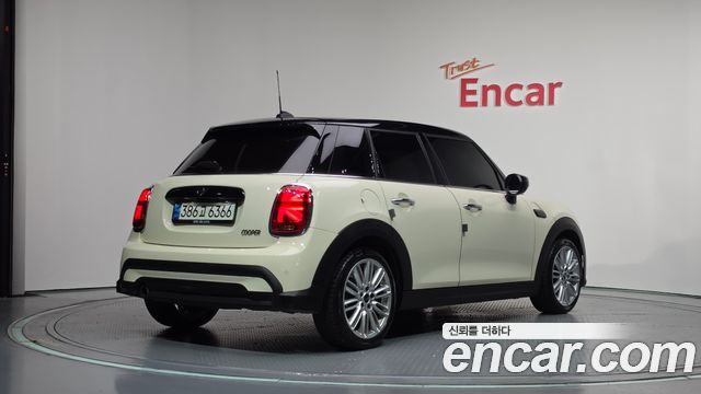 Mini Cooper из Кореи Encar