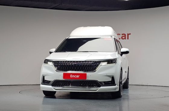 Kia Carnival Diesel 9-Seater Hi-Limousine(Special Vehicle) — пробег 71 197 км — фото 3 из 5