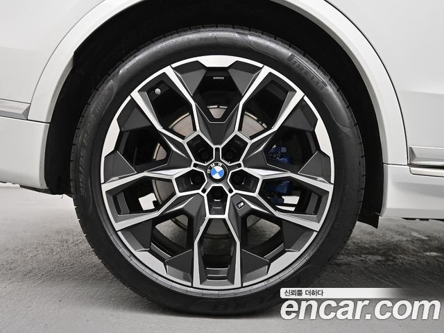 BMW X7 xDrive 40i M Sport 6STR — пробег 8 262 км — фото 5 из 5