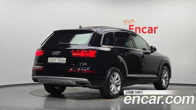 Audi Q7 из Кореи Encar