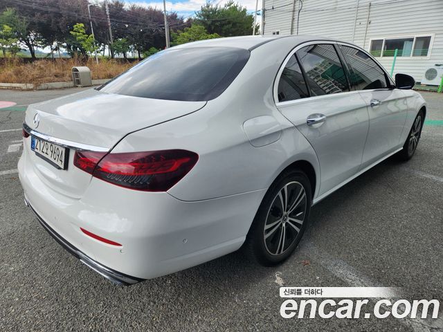 Mercedes-Benz E-Class из Кореи Encar