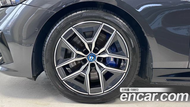 BMW i5 из Кореи Encar