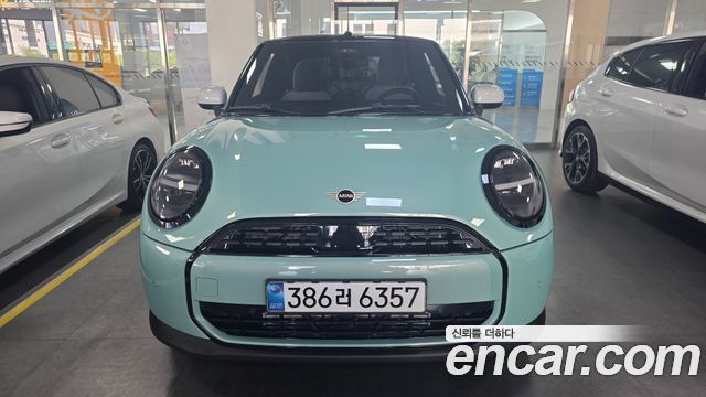 Mini Cooper Convertible Classic — пробег 4 367 км — фото 2 из 5