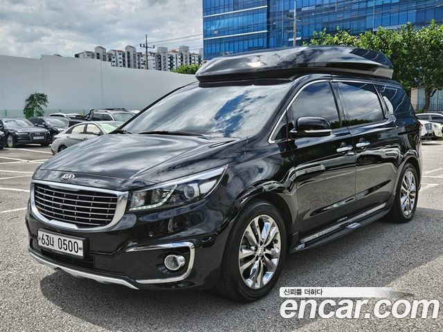Kia Carnival Gasoline 9-seater Hi-Limousine Noblesse — пробег 98 710 км — фото 1 из 5