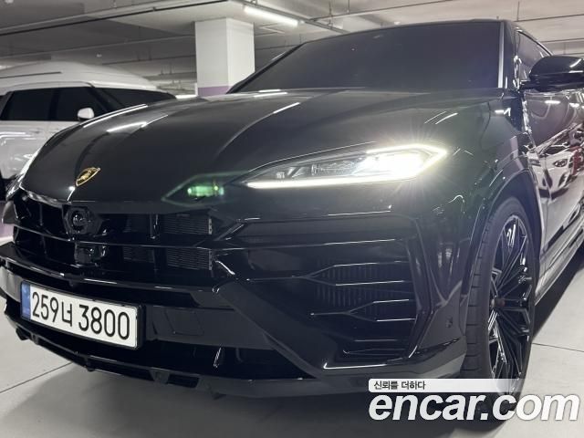 Lamborghini Urus 4.0 V8 SE — пробег 6 778 км — фото 2 из 5