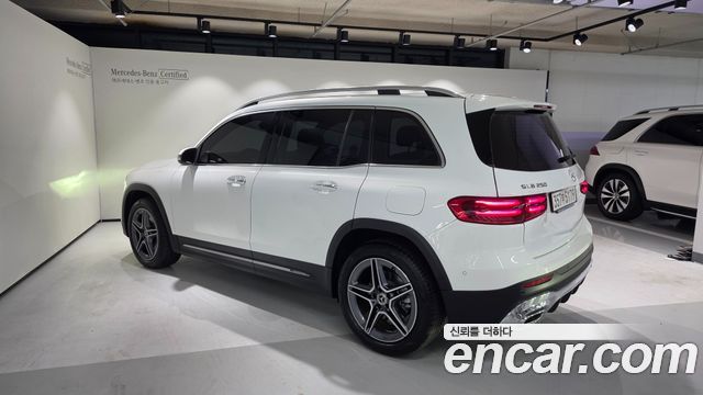 Mercedes-Benz GLB-Class из Кореи Encar