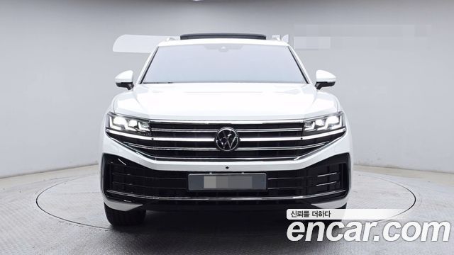 Volkswagen Touareg 3.0 TDI Prestige — пробег 11 913 км — фото 3 из 5