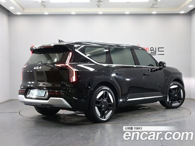 Kia EV9 Long Range 4WD Earth — пробег 68 385 км — фото 4 из 5
