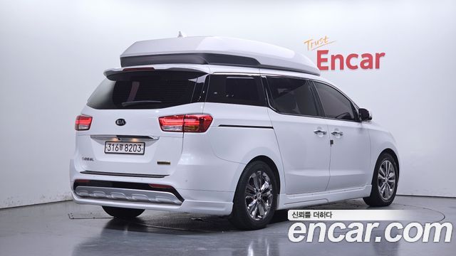 Kia Carnival Gasoline 7-seater Hi-Limousine President — пробег 134 807 км — фото 2 из 5