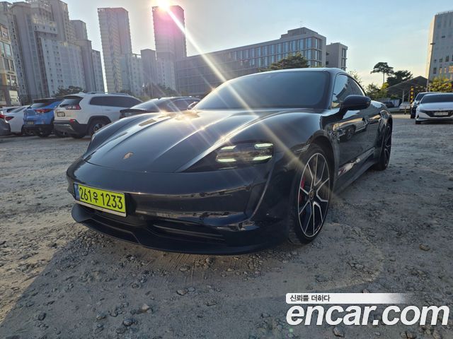 Porsche Taycan 4S — пробег 33 251 км — фото 2 из 5
