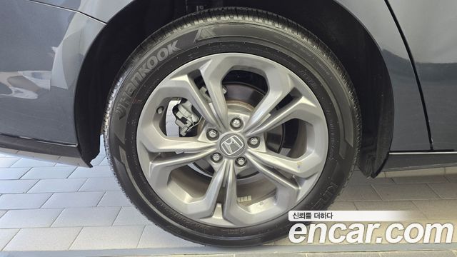 Honda Accord 1.5 Turbo — пробег 15 470 км — фото 5 из 5