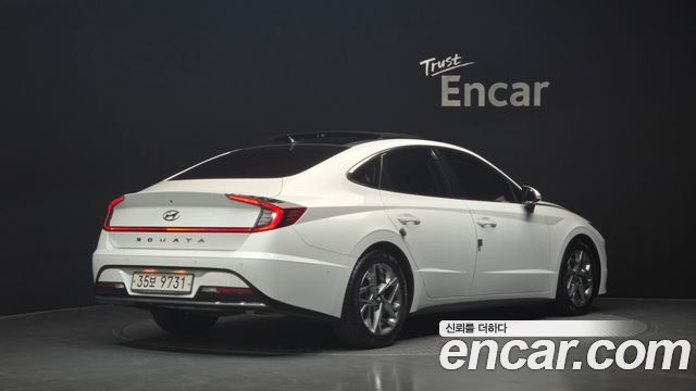 Hyundai Sonata 2.0 Premium Family — пробег 188 063 км — фото 2 из 5