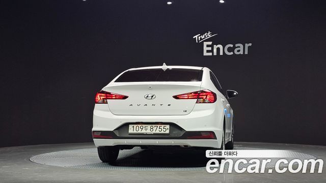Hyundai AVANTE из Кореи Encar