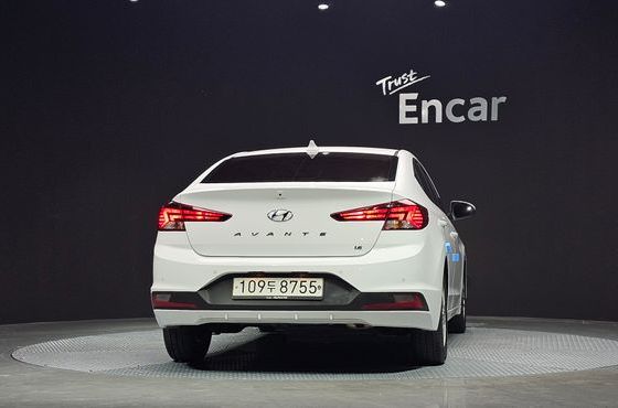 Hyundai AVANTE 1.6 Smart — пробег 57 266 км — фото 4 из 5