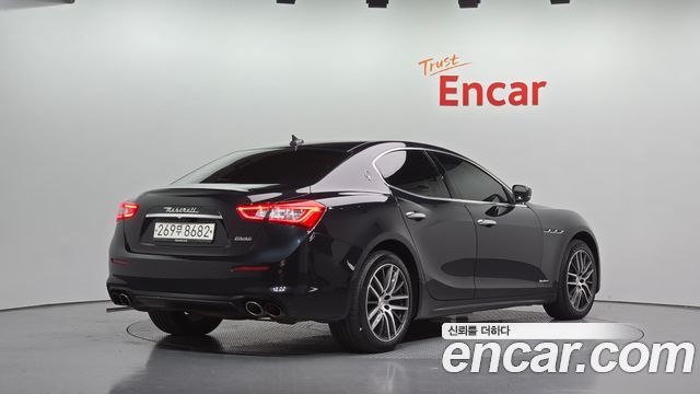 Maserati Ghibli из Кореи Encar