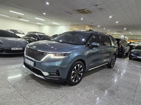 Kia Carnival Diesel 9-Seater Signature — пробег 46 640 км — фото 2 из 5