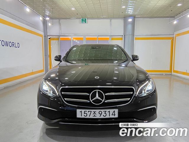 Mercedes-Benz E-Class из Кореи Encar