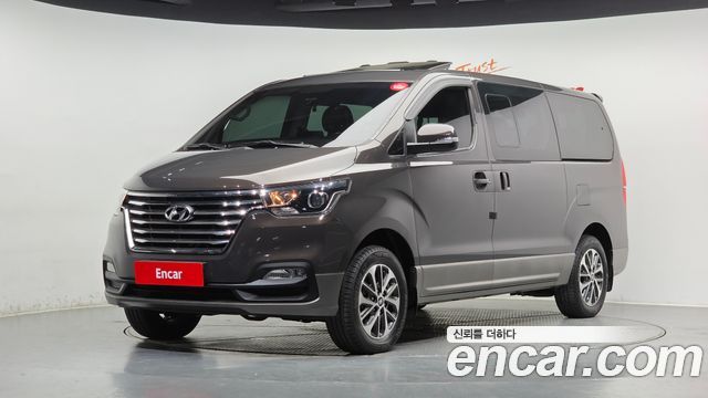 Hyundai Starex 4WD Urban 9-Seater Exclusive — пробег 156 444 км — фото 1 из 5