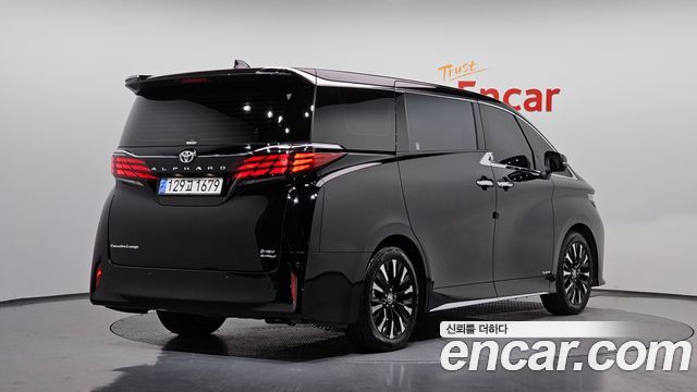 Toyota Alphard 2.5 HEV Executive AWD — пробег 27 797 км — фото 2 из 5