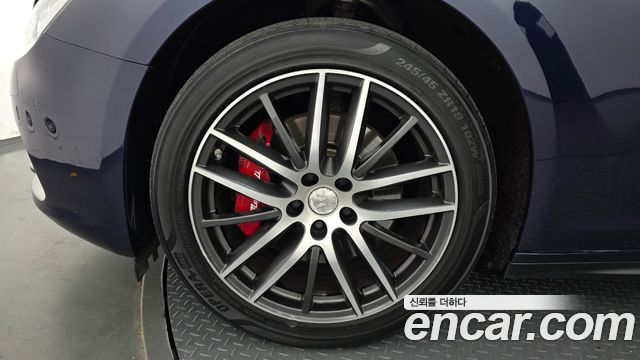 Maserati Ghibli из Кореи Encar