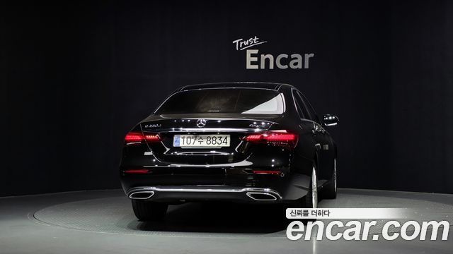 Mercedes-Benz E-Class из Кореи Encar