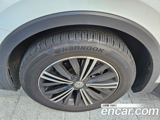 Volkswagen Tiguan из Кореи Encar
