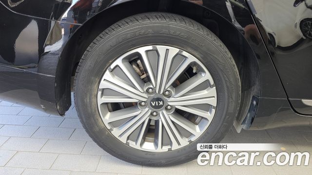 Kia K7 из Кореи Encar