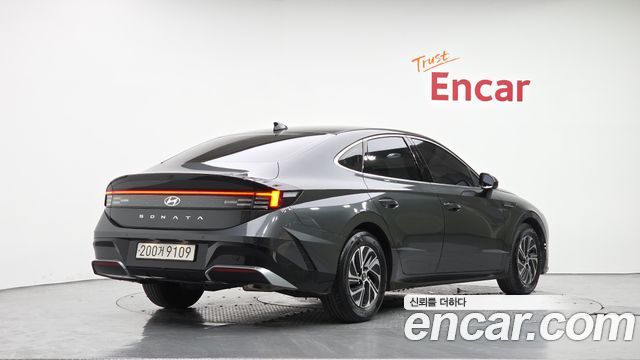 Hyundai Sonata Premium — пробег 84 076 км — фото 2 из 5