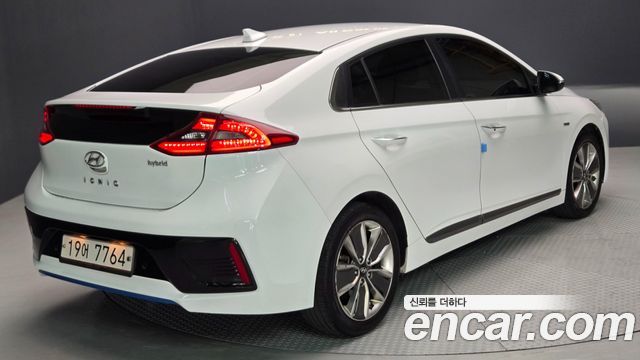 Hyundai Ioniq Q — пробег 168 743 км — фото 5 из 5