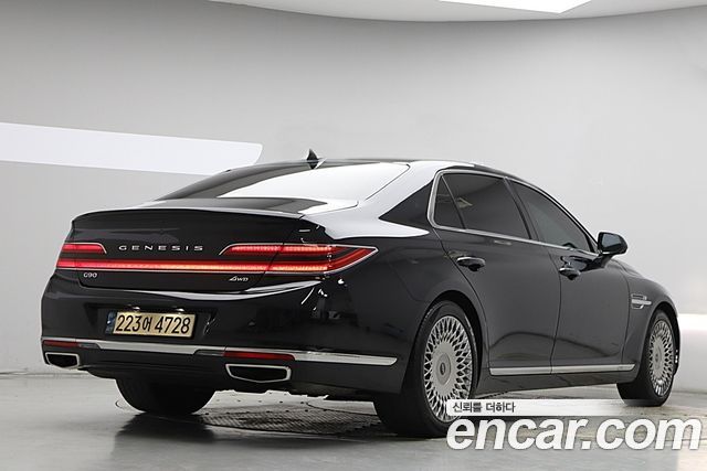 Genesis G90 из Кореи Encar
