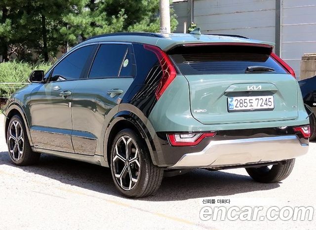 Kia Niro Signature — пробег 102 565 км — фото 3 из 5