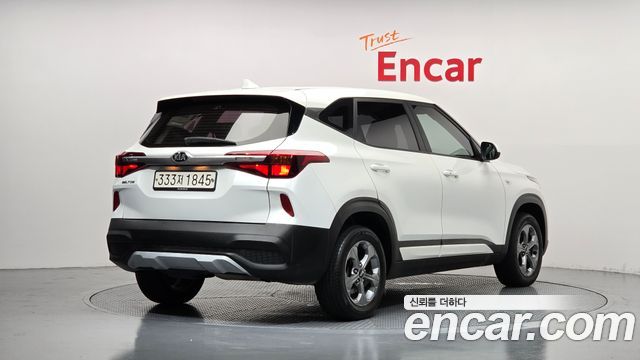 Kia Seltos из Кореи Encar