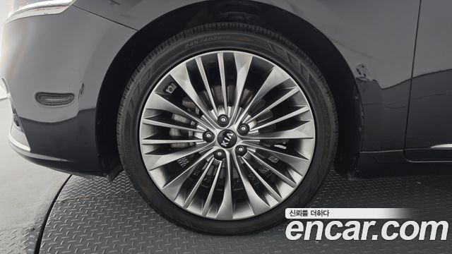 Kia K7 из Кореи Encar