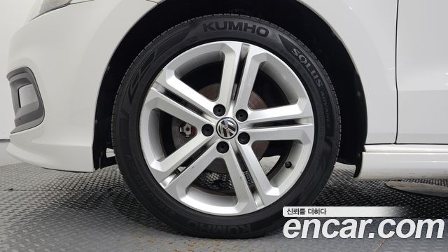 Volkswagen Polo из Кореи Encar