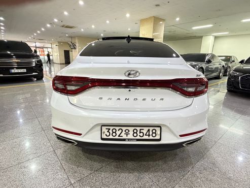 Hyundai Grandeur 3.0 LPi Modern (Rental Car) — пробег 187 097 км — фото 4 из 5